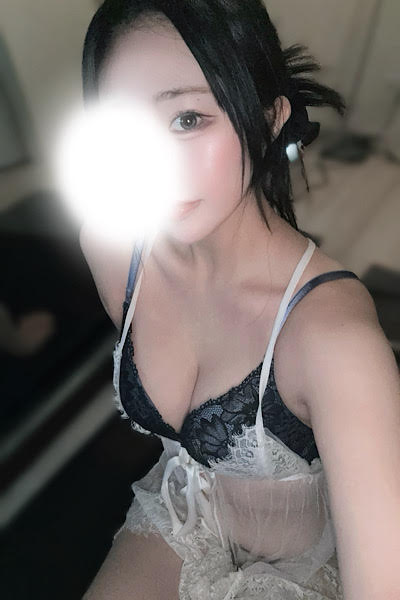 柊なな